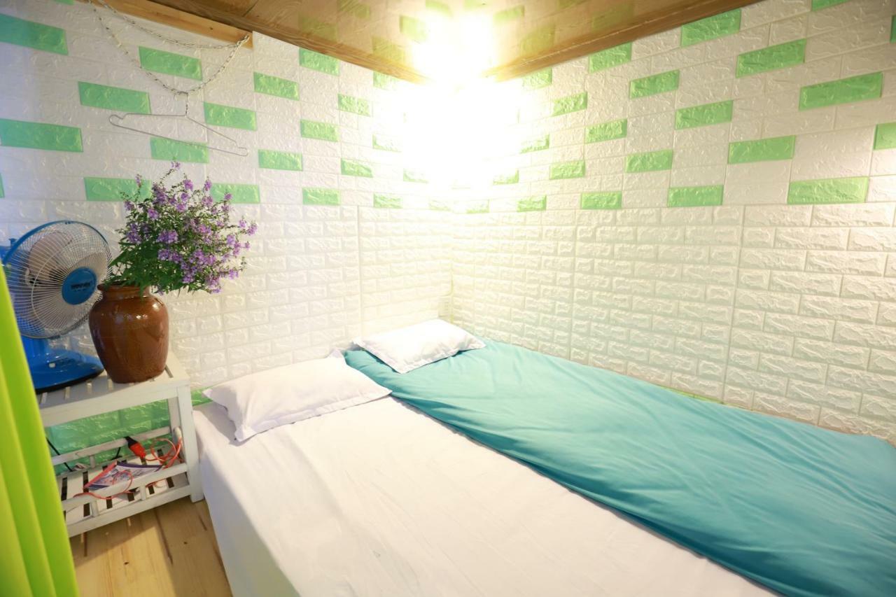 Homestay Doc Tinh Dalat Bagian luar foto